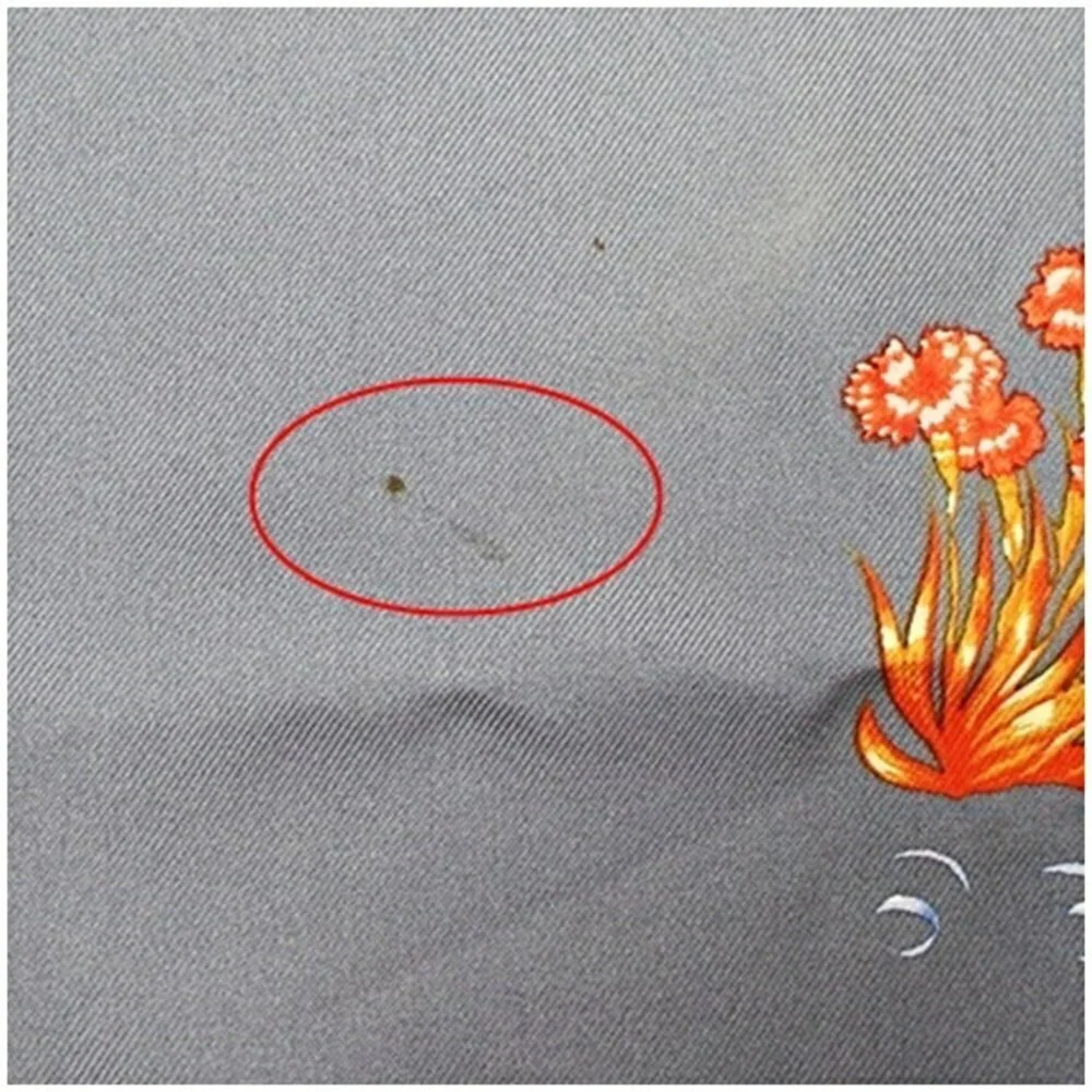 HERMES Blue Silk Scarf - Picture 5 of 11